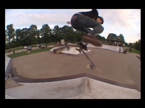Sick Alley Oop Backside Heelflip on Hip! - Ray Jones