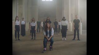 Alice Merton Ft. London Contemporary Voices - How Well Do You Know Your Feelings?