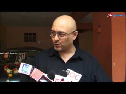 Late Rd Barman Get Honourd By Music Director Raju Singh | www...