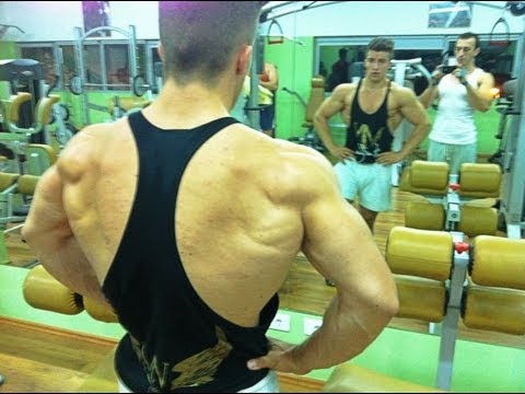 Mischa Janiecs Meinung über Tim - Ist Tim Natural oder auf Stoff / Anabolika? Mischa Janiecs Meinung über Tim - Ist Tim Natural oder auf Stoff / Anabolika? klip izle