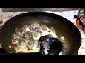 วิธีทำผัดหอยลายน้ำพริกเผา by