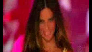 Adriana Sexy Fashion show