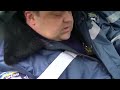 Видео Харьковская гаишная крыса убегая тычет фак!!