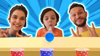 Yankı Ve Annesi Üfleyerek Top Sokma Yarışı Yaptılar Yine Yankı Kazandı