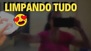 Limpando A Casa De Um Jeito Diferente