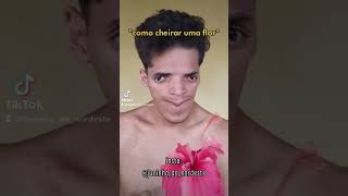 Como Cheirar Uma Flor