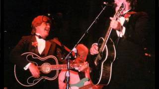 Watch Everly Brothers Send Me The Pillow That You Dream On video
