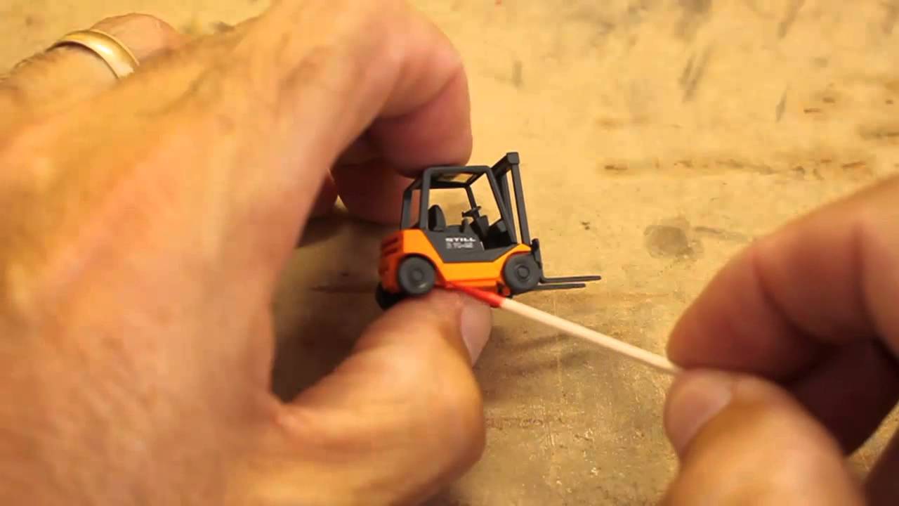Product Review - Wiking, 1:87 (HO Scale) Forklift - YouTube