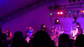 Watch Buckwheat Zydeco Walkin To New Orleans video
