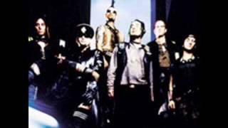 Watch American Head Charge Feel The Curtain video