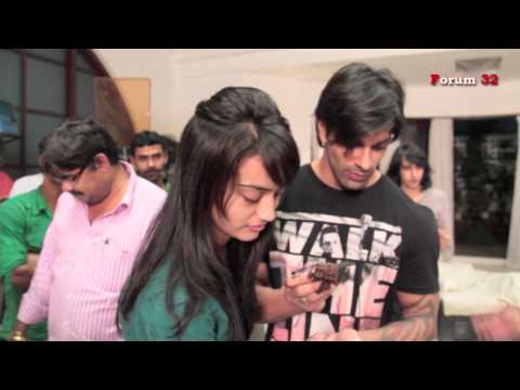 Qubool Hai - Video of 200 Episode Completion Celebrations on the Set