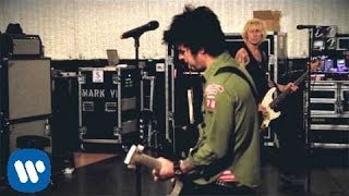 Watch Green Day Nuclear Family video