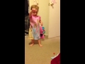 Kloey juggles