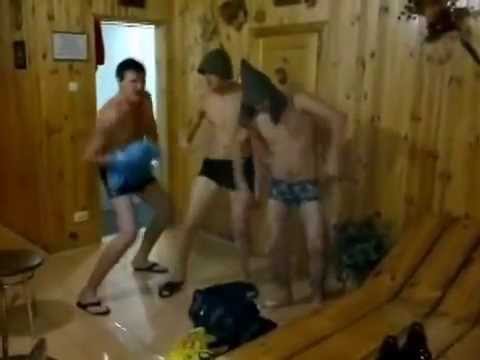 Телочки в бане без парней