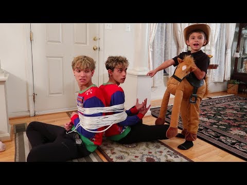 BABYSITTING OUR LITTLE BROTHER!