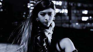 Everglow La Di Da But Its Only Yiren