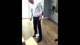 jMYxhqkueEE Video Image