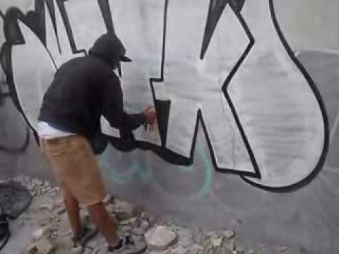 Queretaro Graffiti Dunki