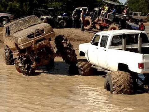 Tags:Mud Trucks mudding Polaris Ranger 700 Highlifter mud muddin bogging TSL 