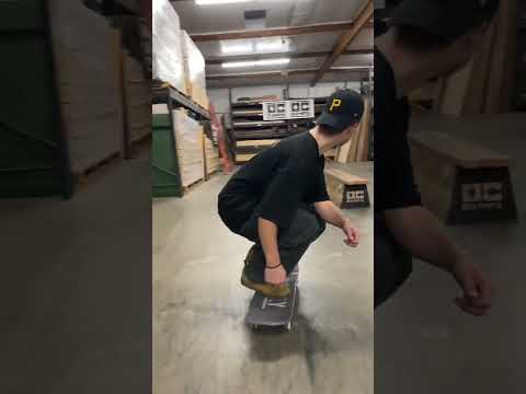 Rate this tech ledge trick‼️ #skateboardingisfun #skateclipsdaily #skatelife #skateboarding #skate