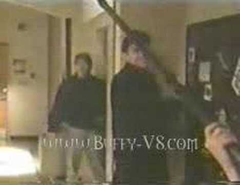 Sarah Michelle Gellar / David Boreanaz - blooper