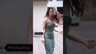 Sandeepa Dhar Sizzles In Green Outfit