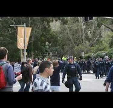 UHF CB Radio In Sydney Australia - Small Sample From SYD07