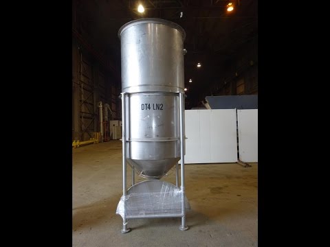 Used- Tank, Approximate 750 Gallon, 304 Stainless Steel, Vertical -stock #   48121004