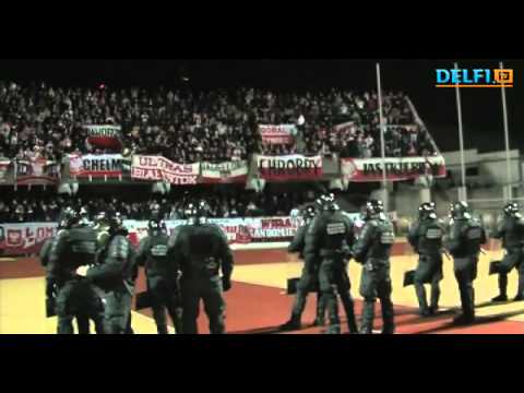 Lenku sirgaliai pries kauno policija