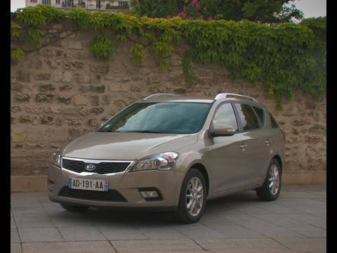 Kia Ceed 2010. Essai Kia Cee#39;d SW 2010