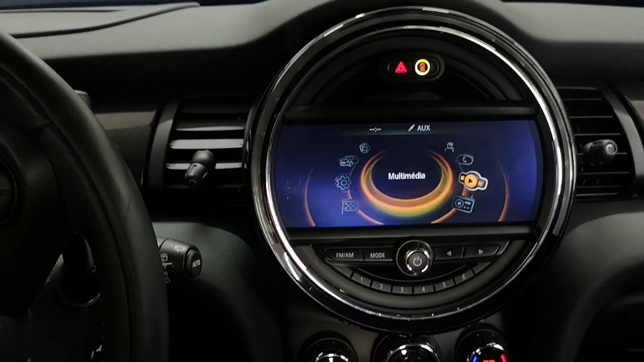 Mini Cooper dirigido por Android