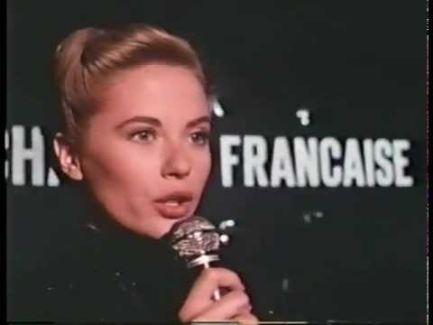 Et Le Monde Glisse Video