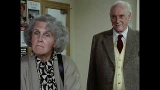 Waiting For God 03x05 - The Estate Agent