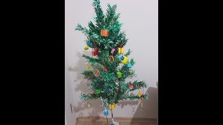 Gazete Kağidindan Kolay Çam Ağaci Yapimi