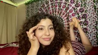 Pretty Feet Curly Latina