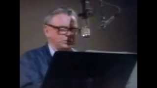 Watch Frank Sinatra How Do You Keep The Music Playing video