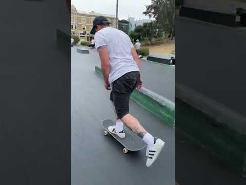 Jesse Vieira skate shell toes at Waller 🥰 #pizzaskateboards