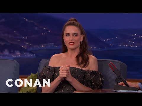 Amanda Peet Canāt Stop Swearing - CONAN on TBS