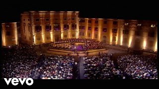 Andrea Bocelli - Voglio Restare Cosi' - Live From Piazza Dei Cavalieri, Italy / 1997
