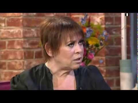 does age matter in relationships? Tina Malone vs Petronella Wyatt - This Morning 6th Sep 2013 does age matter in relationships? Tina Malone vs Petronella Wyatt - This Morning 6th Sep 2013