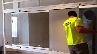 Instalación cortina de cristal / Installing frameless glass doors