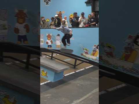 WAIT ? WHAT JUST HAPPENED??!  TAMPA PRO 2024 BEST TRICK #TAMPAPRO #SKATEBOARDING