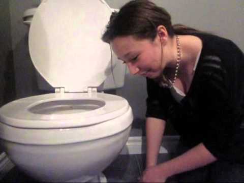 Fingering till public toilet zealand fan compilation