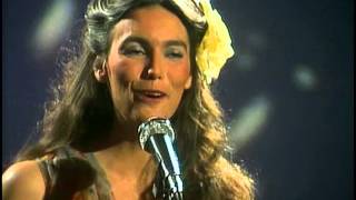 Watch Emmylou Harris Mister Sandman video
