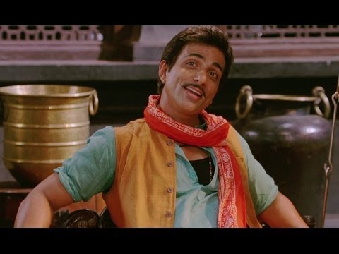 Watch Sonu Soods funny speech in English - R...Rajkumar