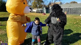Gorilla vs Sumo | Kids Fun Pretend Play Toy McDonald’s Kitchen Set | Jai Bista Show