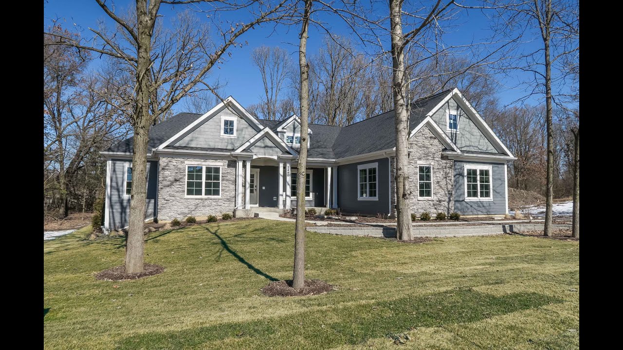 Open Concept Custom Ranch Home at Stony Creek Retreat in South Elgin, IL