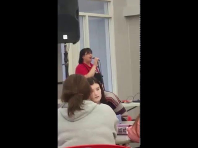 High School Lunch Lady Stuns Cafeteria With Christmas Singing - Video