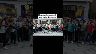 Erkekler Pes Etti Kadın Gücü Bı Başka Taksim Sokak Sanatçıları Harika Bı Performans Sergiledi