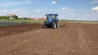New Holland Tr6.135